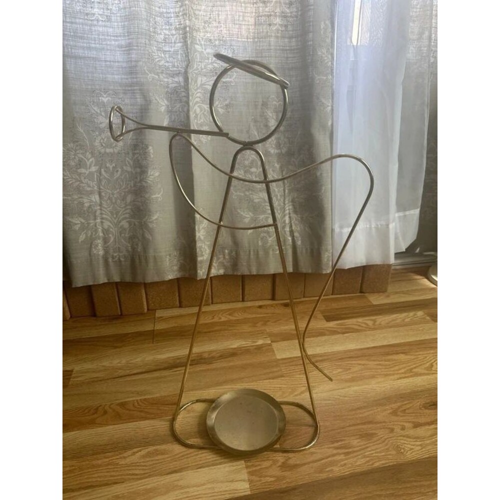 Large metal angel